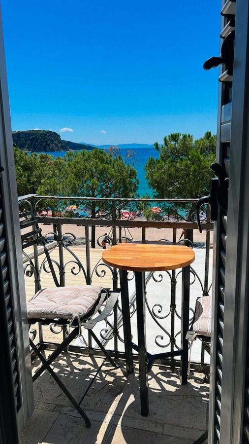 Guesthouse 1932 Himare Esterno foto